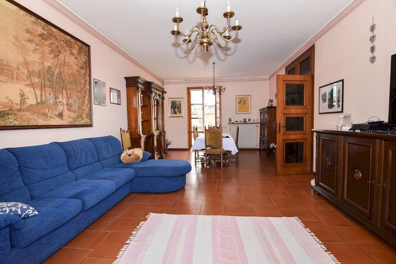 Villa Unifamiliare Castelnovo di Sotto - foto 1