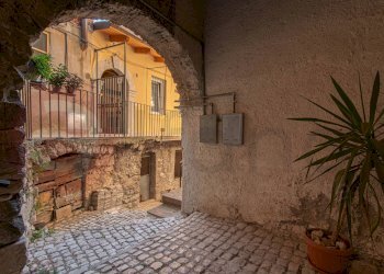 Stable - Palace Via Dell'Archetto, Prossedi - photo 2