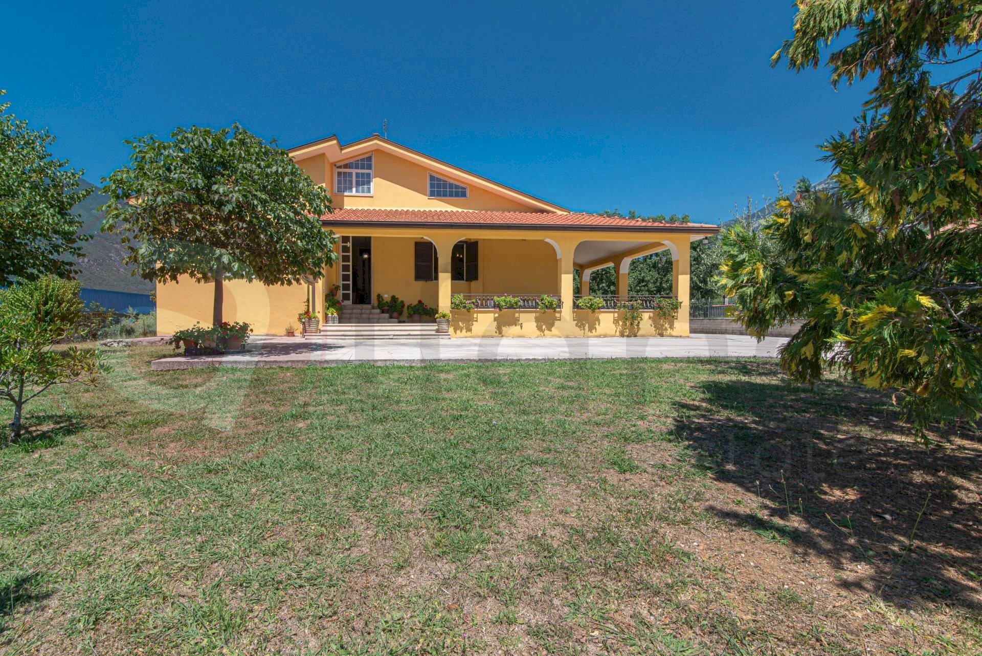 Single Family Villa Via Colledardo, Pescosolido - photo 1