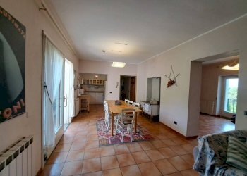 Salone - Villa via Sant'Antonio, 19, Castelveccana - foto 9