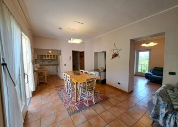 Salone - Villa via Sant'Antonio, 19, Castelveccana - foto 10