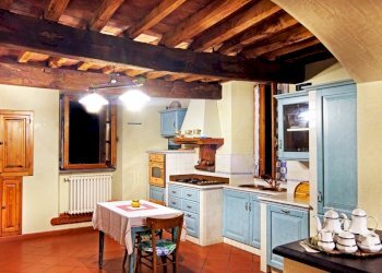 vi24.jpg - Casale Villafranca in Lunigiana - foto 24