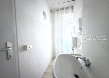 bagno - Commercial Premises Viale Villoresi, Nerviano - photo 10