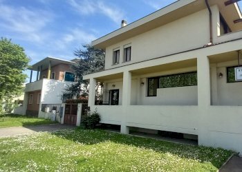 20240411_120442.jpg - Locale Commerciale Mogliano Veneto - foto 1