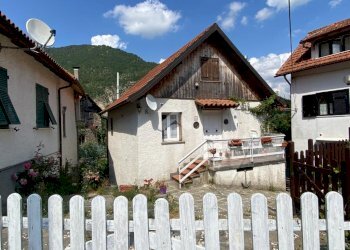 Casa indipendente Localita Casà, Montoggio - foto 1