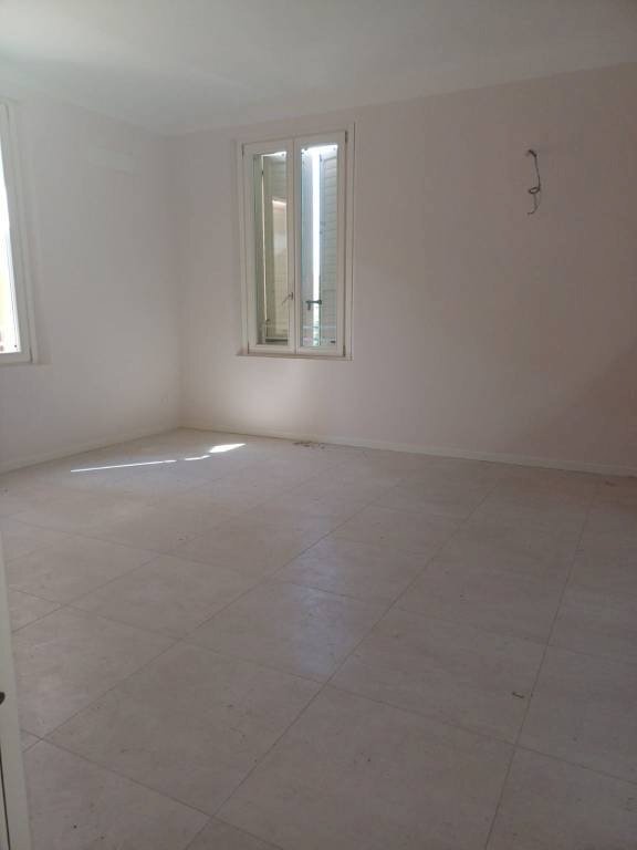 Stanza non arredata - Bilocale via Felice Cavallotti, Carpi - foto 3