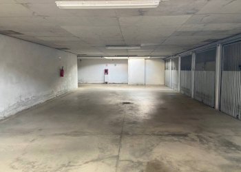 area comune - Box via Busca, 18C, Carmagnola - foto 5