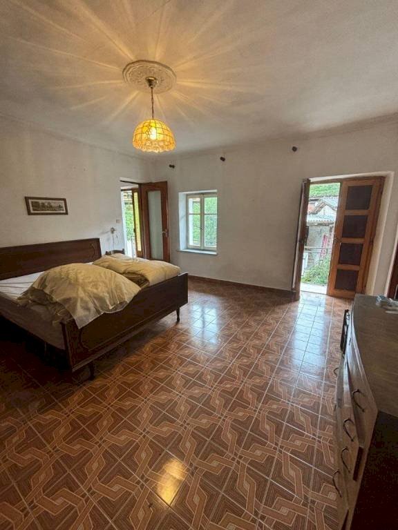 Camera da letto - Villa strada Comba, 4, Bricherasio - foto 3