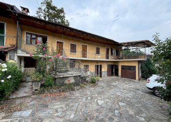 FACCIATA - Villa strada Comba, 4, Bricherasio - foto 1