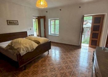 Camera da letto - Villa strada Comba, 4, Bricherasio - foto 3