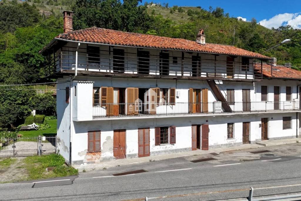 Facciata - Casa indipendente via Montegrappa, 24, Baldissero Canavese - foto 1