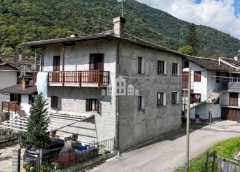 vista dall\'alto - Casa indipendente Frazione Praie, 65, Locana - foto 2