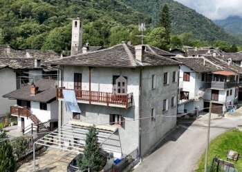 vista dall\'alto - Casa indipendente Frazione Praie, 65, Locana - foto 3