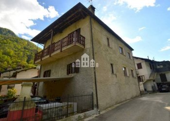 Facciata - Casa indipendente Frazione Praie, 65, Locana - foto 6