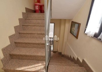 Vano scala - Casa indipendente Frazione Praie, 65, Locana - foto 14