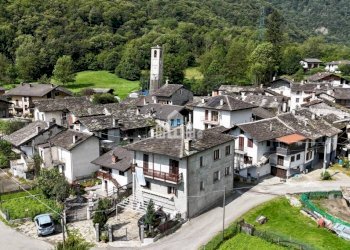 vista dall\'alto - Casa indipendente Frazione Praie, 65, Locana - foto 50