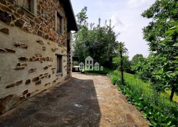 Esterno - Casa indipendente Regione Issoglio, snc, Rueglio - foto 5