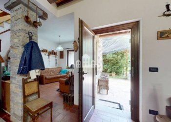 Ingresso - Casa indipendente Regione Issoglio, snc, Rueglio - foto 20