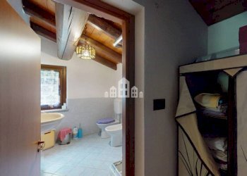 Bagno - Casa indipendente Regione Issoglio, snc, Rueglio - foto 30