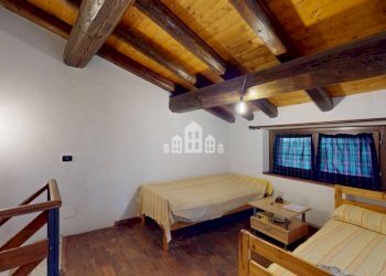 Camera - Casa indipendente Regione Issoglio, snc, Rueglio - foto 44