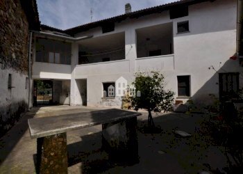 Facciata - Casa indipendente via Costantino Nigra, 5, Castelnuovo Nigra - foto 2