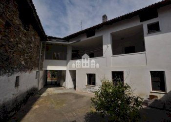 Facciata - Casa indipendente via Costantino Nigra, 5, Castelnuovo Nigra - foto 6
