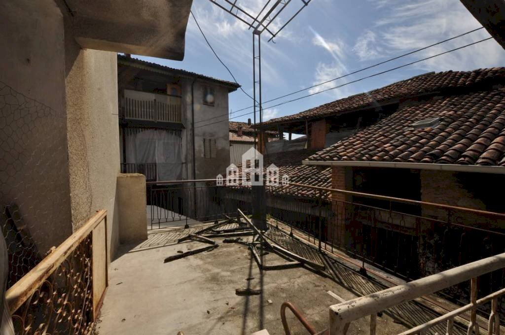 Terrazzo - Casa indipendente via Croce, 6, Castellamonte - foto 3