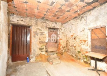 Stanza non arredata - Casa indipendente via Croce, 6, Castellamonte - foto 6