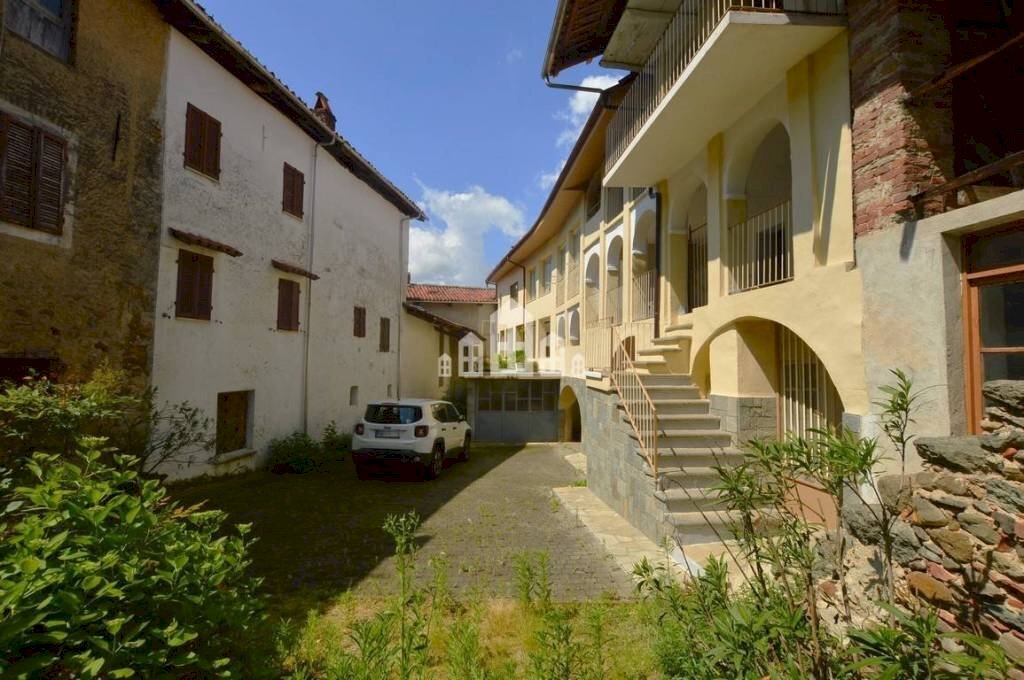 Facciata - Independent house via Umberto I, 20, Val di Chy - photo 3