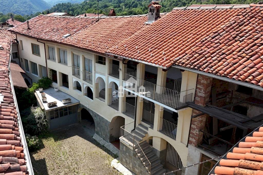 Vista - Independent house via Umberto I, 20, Val di Chy - photo 2