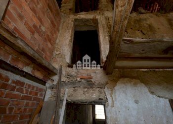 Sottotetto - Casa indipendente via Umberto I, 20, Val di Chy - foto 48