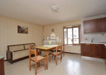 Cucina - Casa indipendente via Umberto I, 20, Val di Chy - foto 17