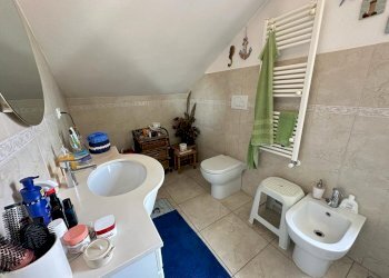 am6.jpg - Mansarda Ameglia - foto 10