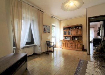 Four-room apartment Via San Marco, Borgofranco d'Ivrea - photo 8