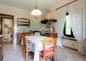 Four-room apartment Via San Marco, Borgofranco d'Ivrea - photo 12