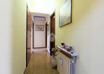 Four-room apartment Via San Marco, Borgofranco d'Ivrea - photo 15