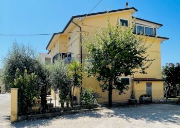 Villa Bifamiliare Via De Gasperi, Nereto - foto 4