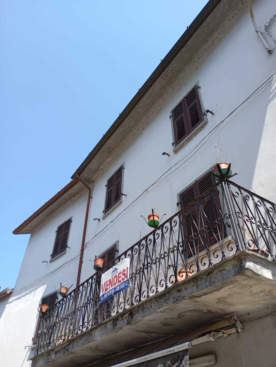 esterno.jpeg - Townhouse Via Borgo Rometta Soliera 57, Fivizzano - photo 2
