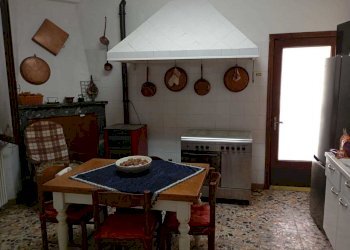 cucina abitazione 1.jpeg - Terratetto - Terracielo Via Borgo Rometta Soliera 57, Fivizzano - foto 19