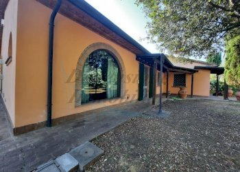 photo_5812084285253992718_y.jpg - Casa indipendente Via Sin le Noble, Cecina - foto 10