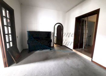 photo_5881926260282736606_y (FILEminimizer).jpg - Appartamento Piazza Francesco Domenico Guerrazzi, Cecina - foto 2