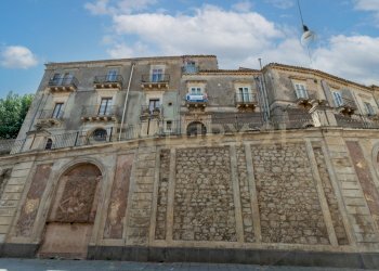 Verga Vizzini (2).jpg - Casa indipendente Via Roma 68, Vizzini - foto 18