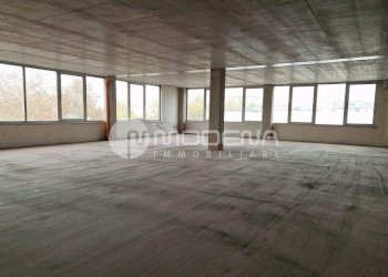 Commercial Premises Modena - photo 1