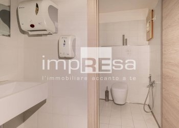 Negozio via Bertolini, Montebelluna - foto 18