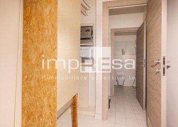 Negozio via Bertolini, Montebelluna - foto 19