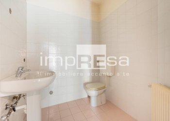 Negozio Montebelluna - foto 17