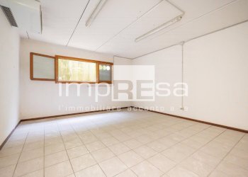 Negozio Montebelluna - foto 20