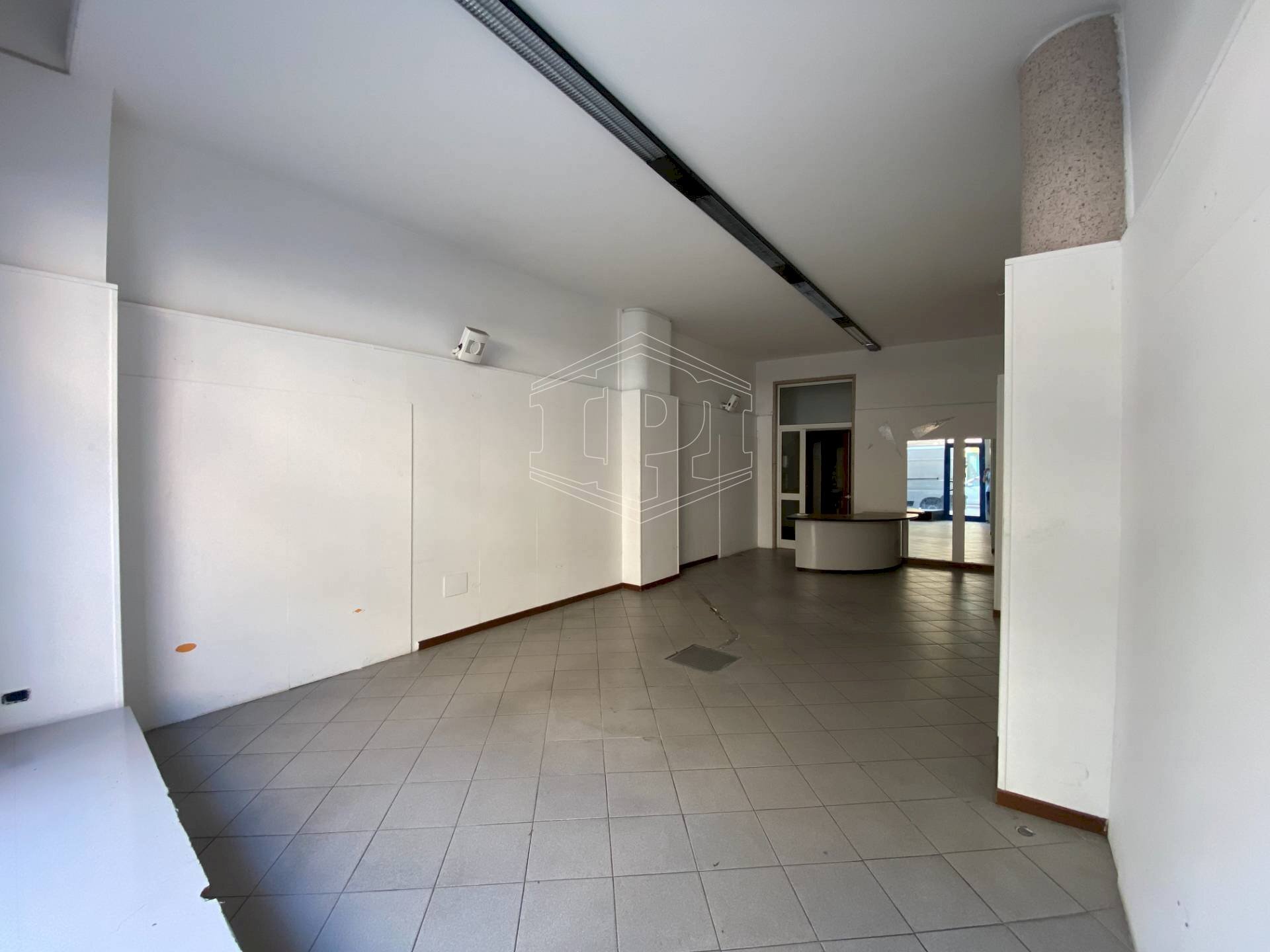 Locale Commerciale corso Dante Alighieri, Alassio - foto 2