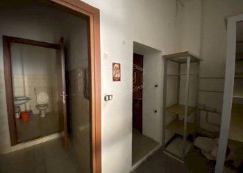 Locale Commerciale corso Dante Alighieri, Alassio - foto 5