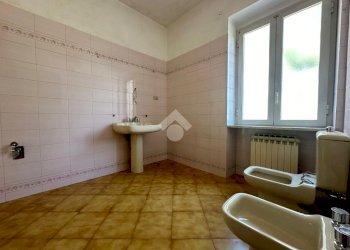 Semi-detached house Via di Murlo, La Spezia (neighborhood Pegazzano) - photo 28